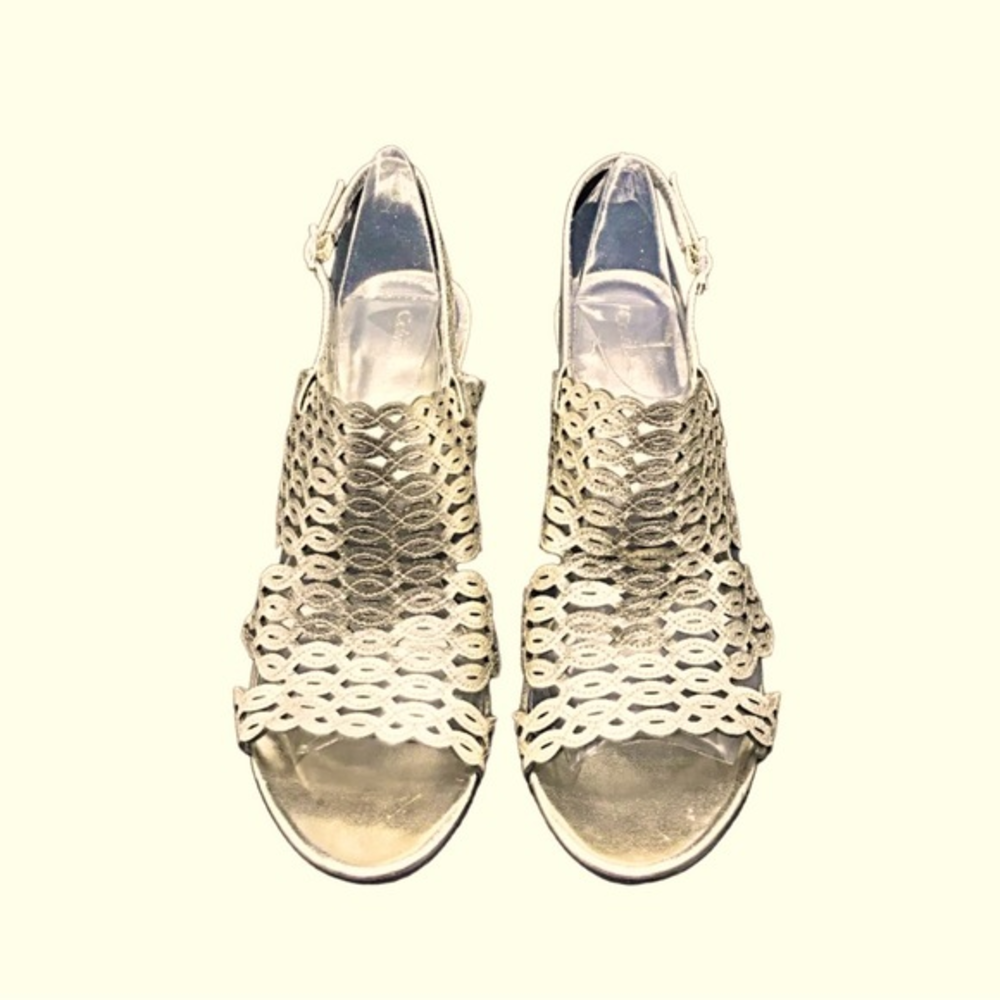 Vtg Calvin Klein Gold Riya Open Pattern High Heel Slingback Sandal Size 8.5‎